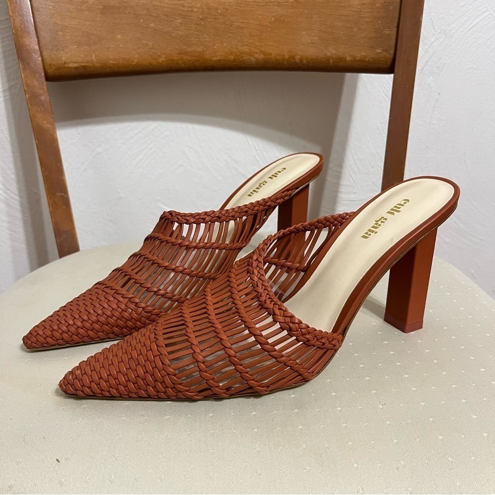 Cult Gaia Raya Woven leather mules in Spice | size 38 - Picture 2 of 8